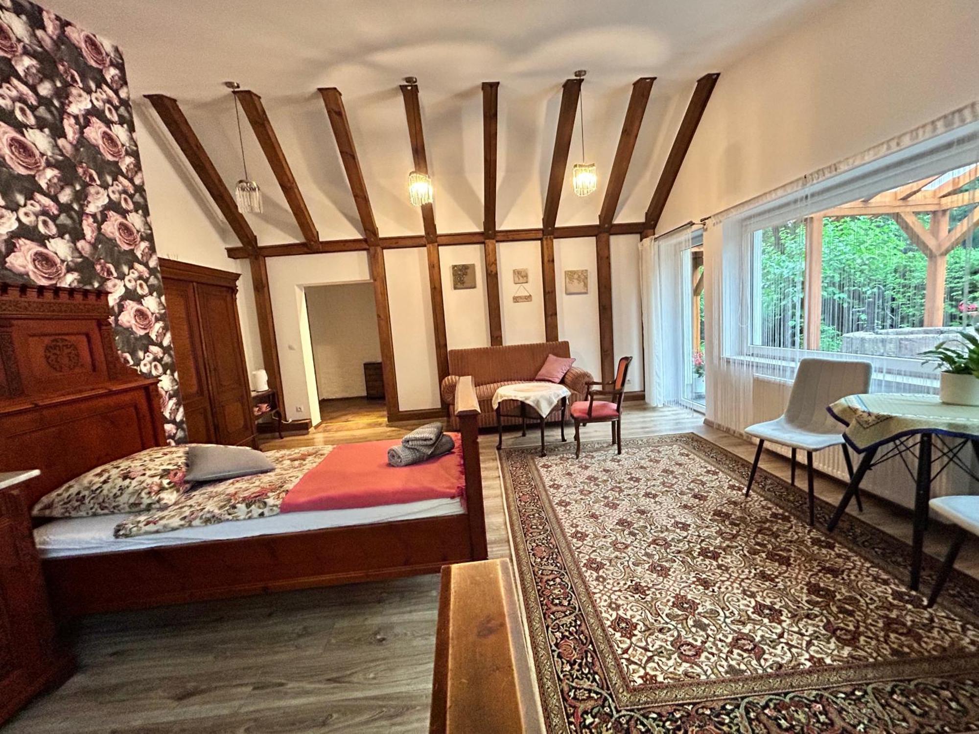 Zielona Roza Villa Wambierzyce Luaran gambar